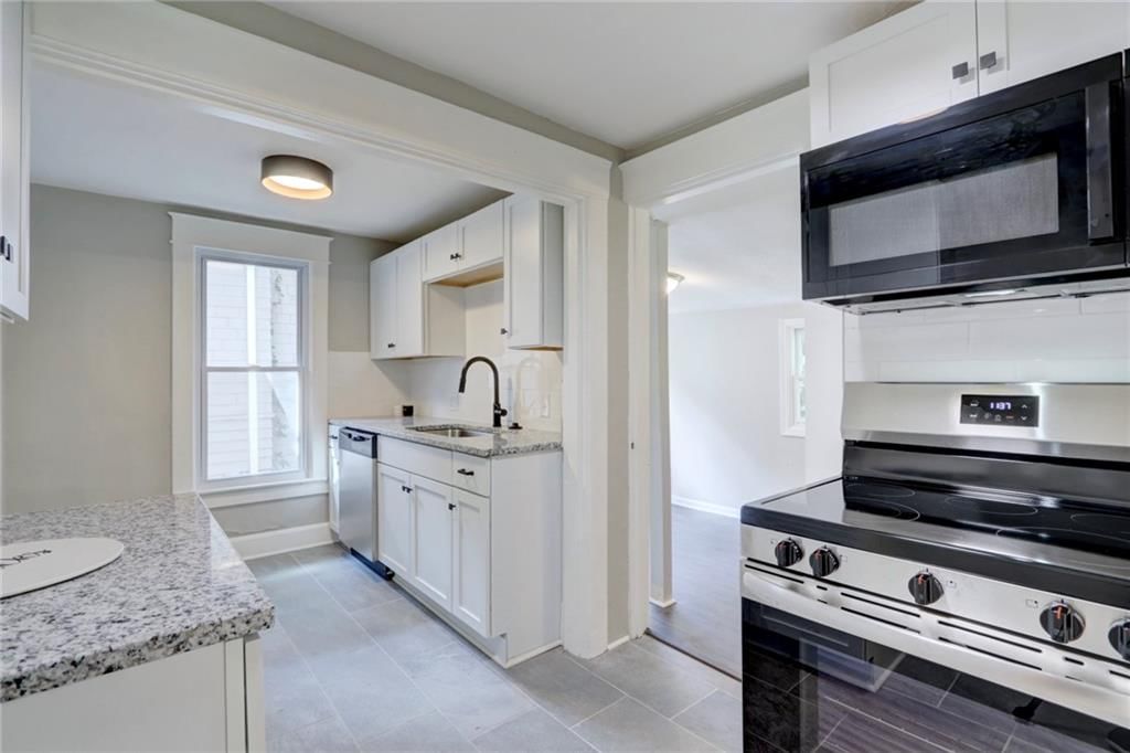 212 S Huttig Avenue — photo 21