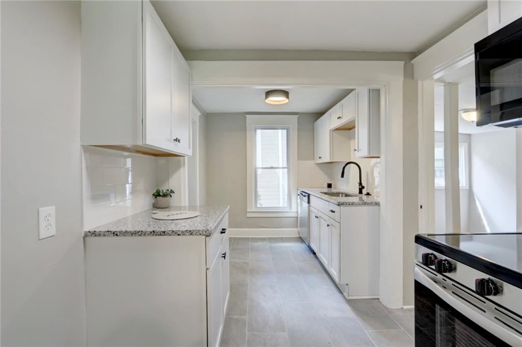 212 S Huttig Avenue — photo 22