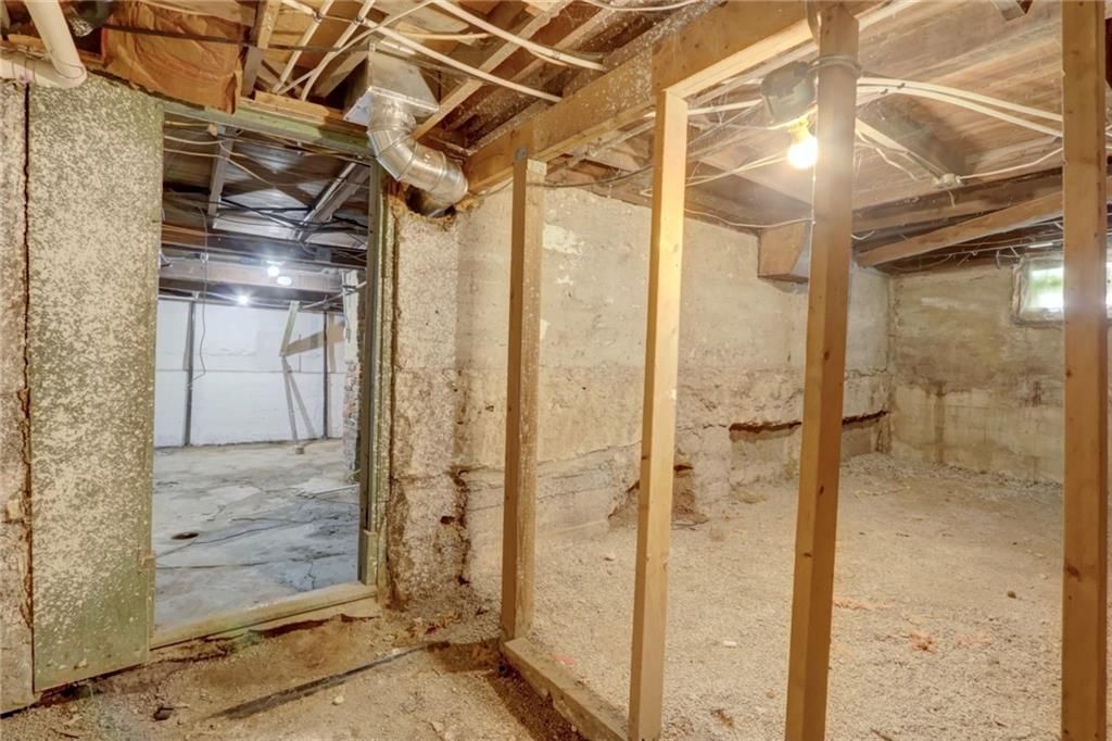 212 S Huttig Avenue — photo 27