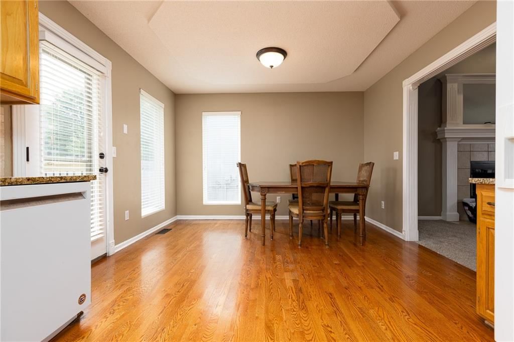 11239 N Madison Avenue — photo 6