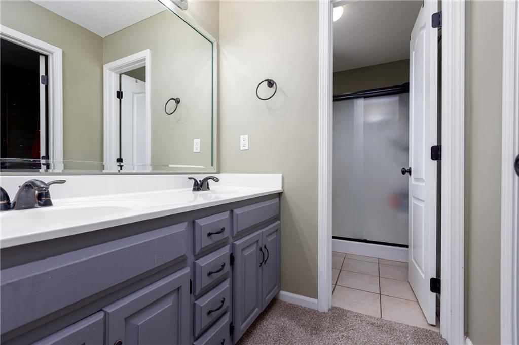 11239 N Madison Avenue — photo 13