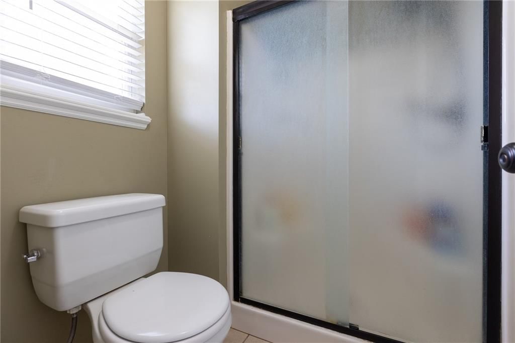11239 N Madison Avenue — photo 14