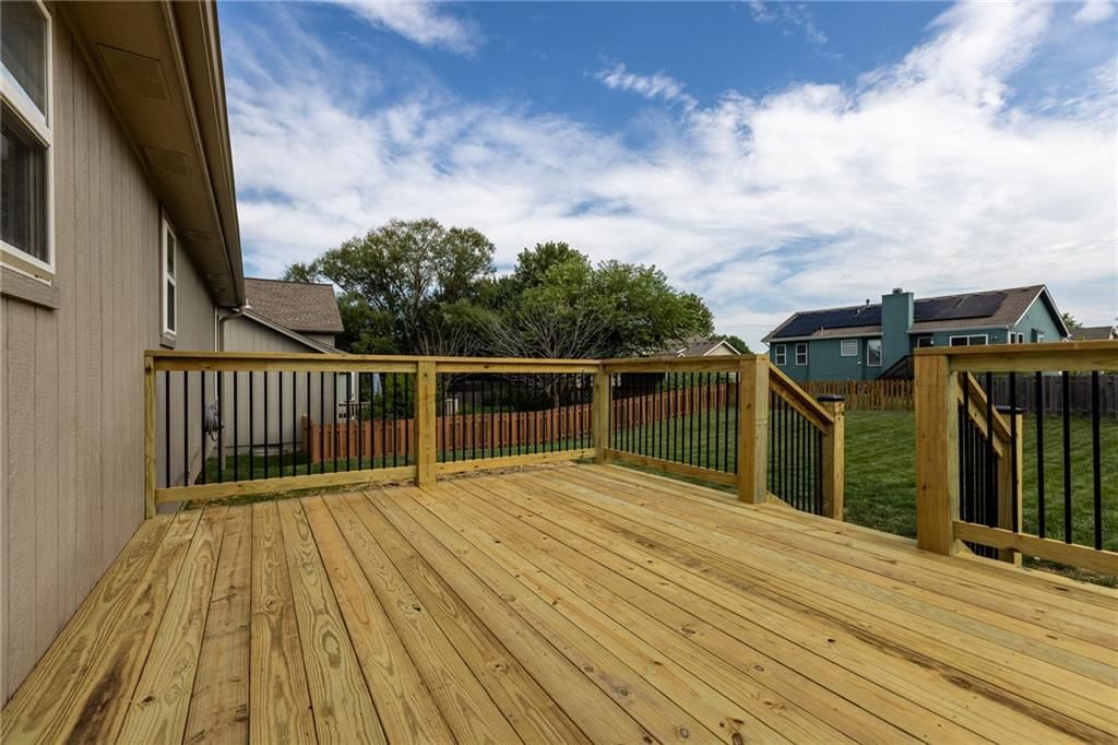 11239 N Madison Avenue — photo 25