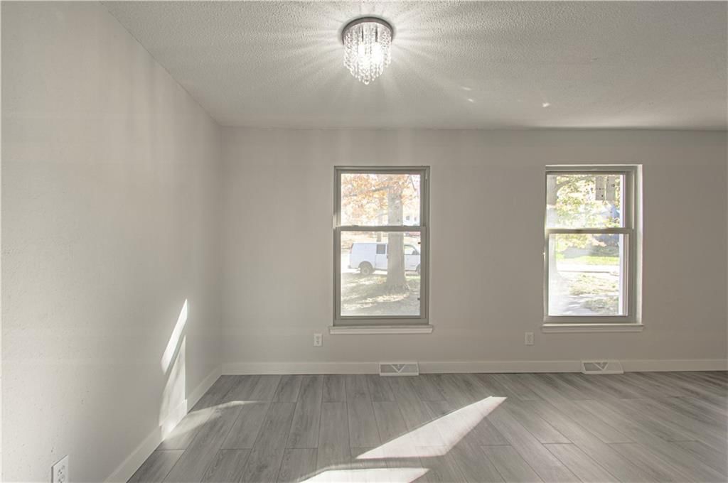 328 Virginia Road — photo 10