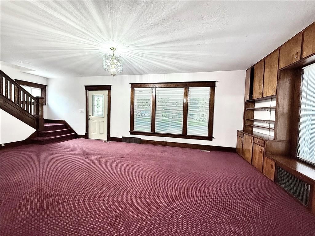 415 W 4th Street — photo 3