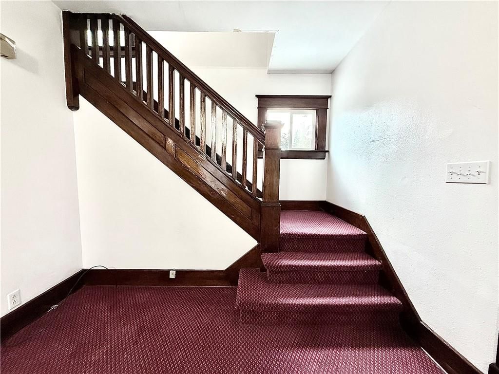 415 W 4th Street — photo 5