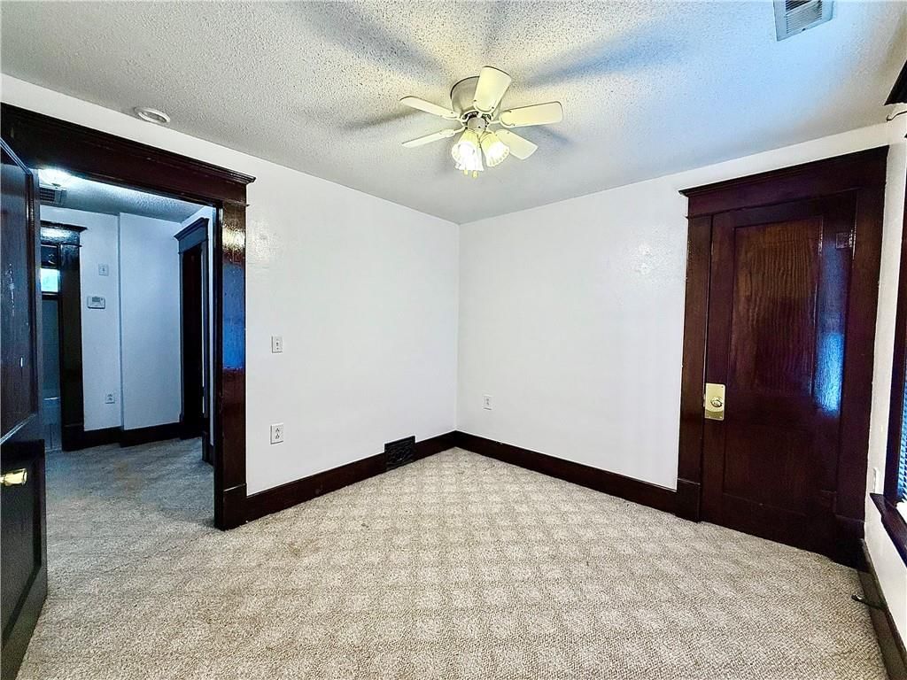 415 W 4th Street — photo 19