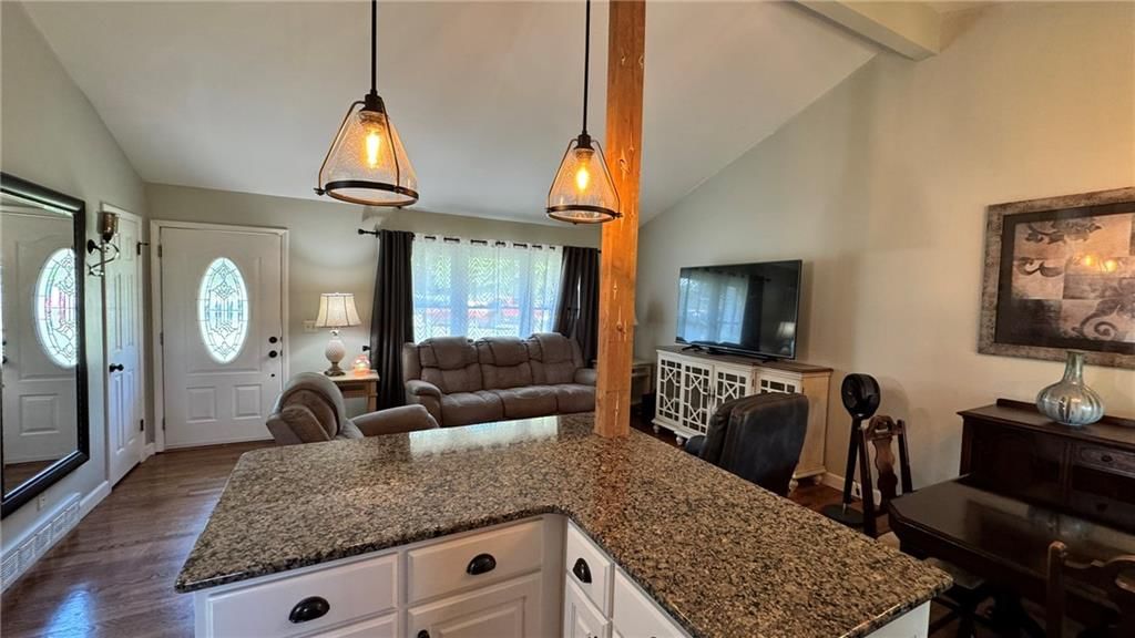 10406 W 71st Place — photo 3