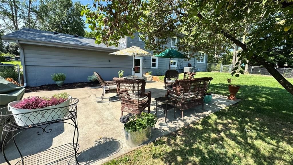 10406 W 71st Place — photo 15