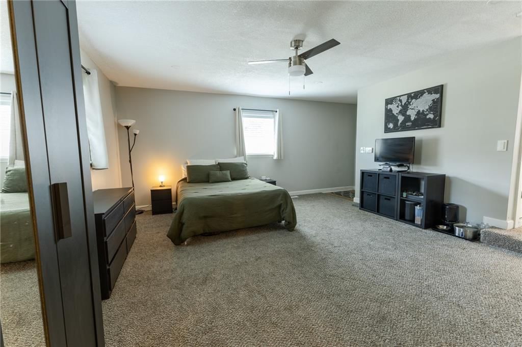 306 N Van Brunt Boulevard — photo 21