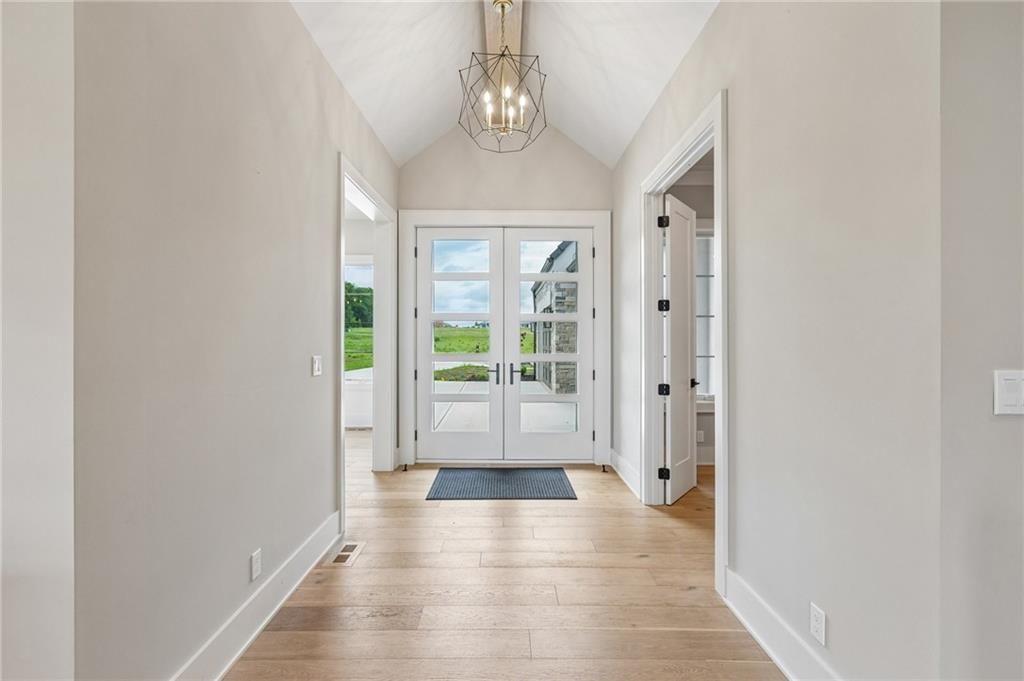 13751 Pembroke Lane — photo 7