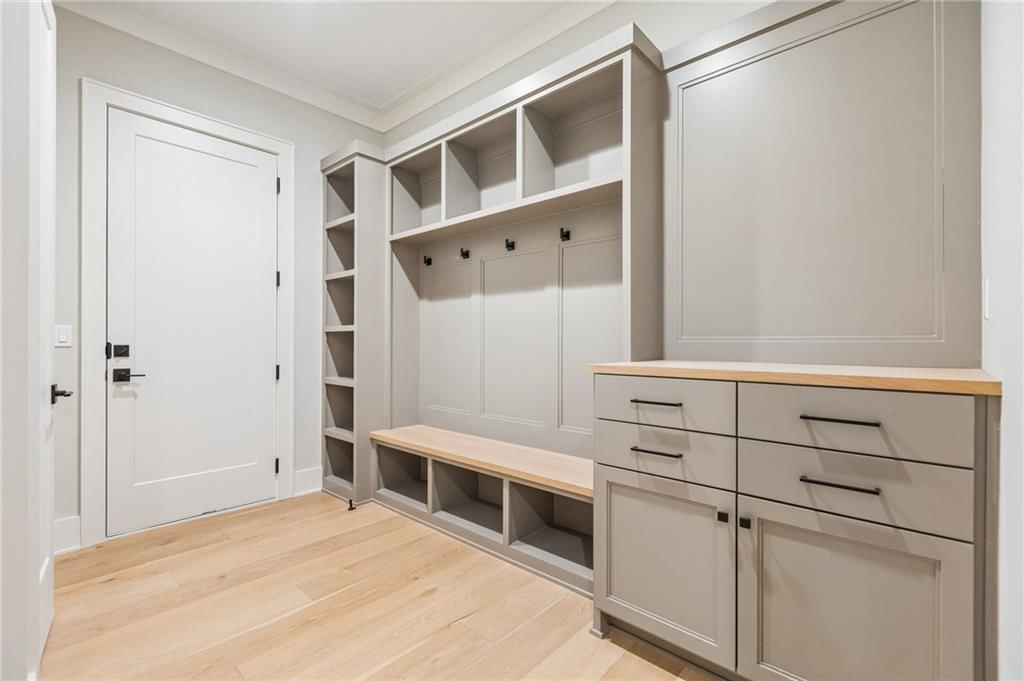13751 Pembroke Lane — photo 38