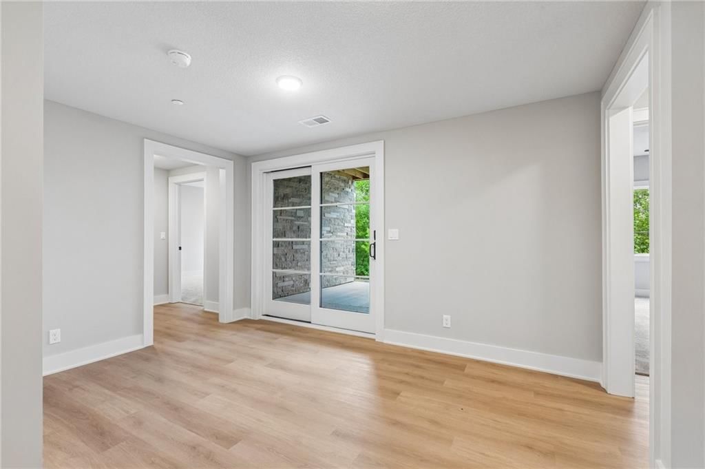 13751 Pembroke Lane — photo 41