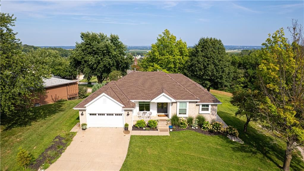 105 Summit Drive — photo 4