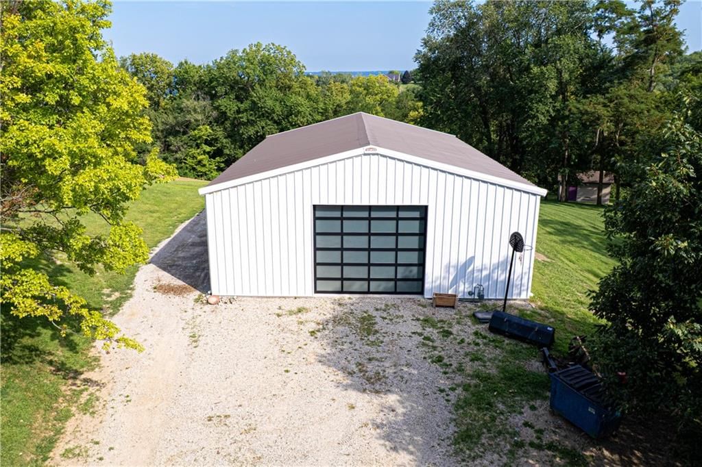 105 Summit Drive — photo 45