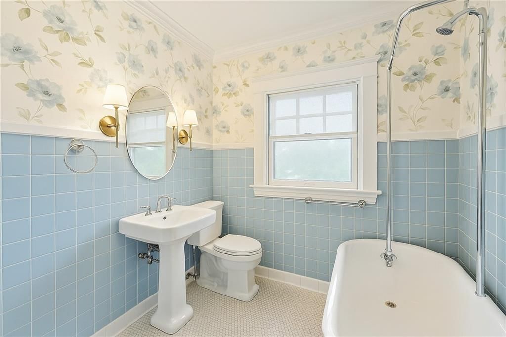 2639 Charlotte Street — photo 14
