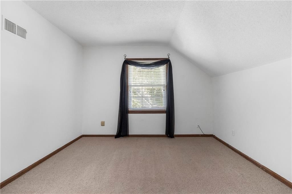 5004 W 111th Terrace — photo 27