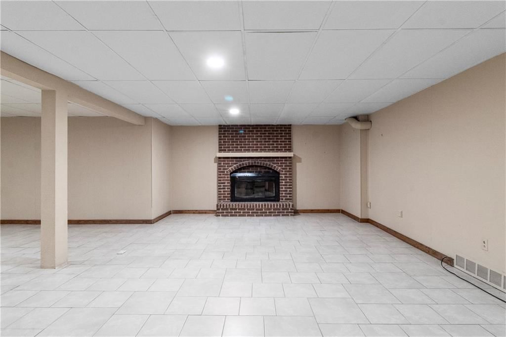 5004 W 111th Terrace — photo 31