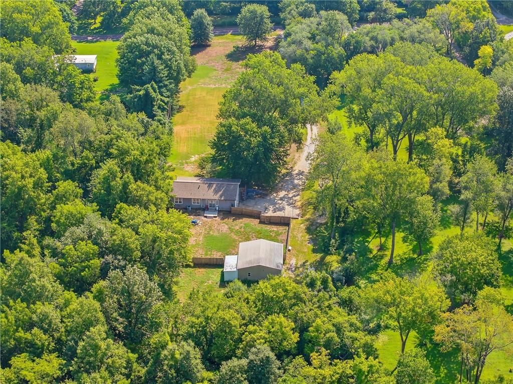 Photo 16 of 48 - 5010 N Galvin Road
