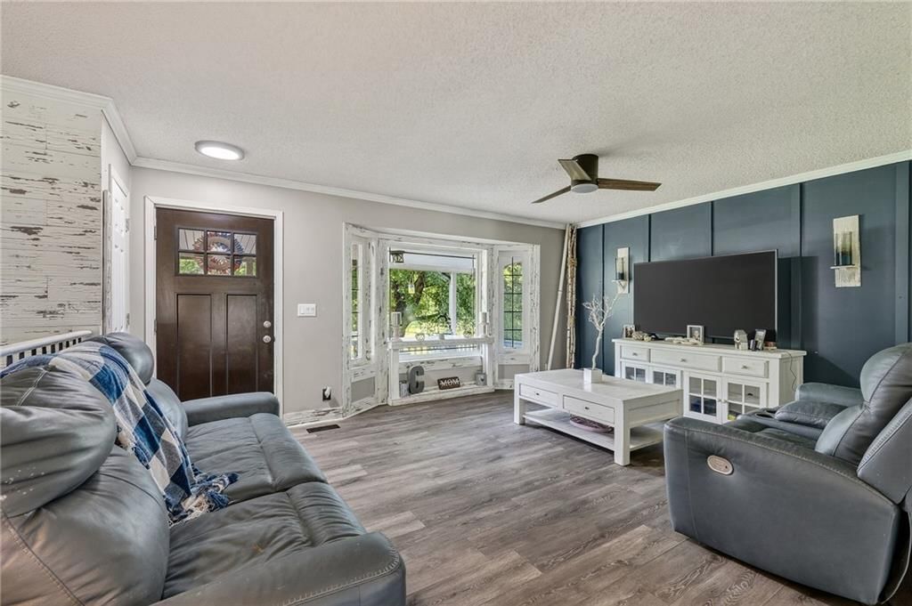 Photo 20 of 48 - 5010 N Galvin Road
