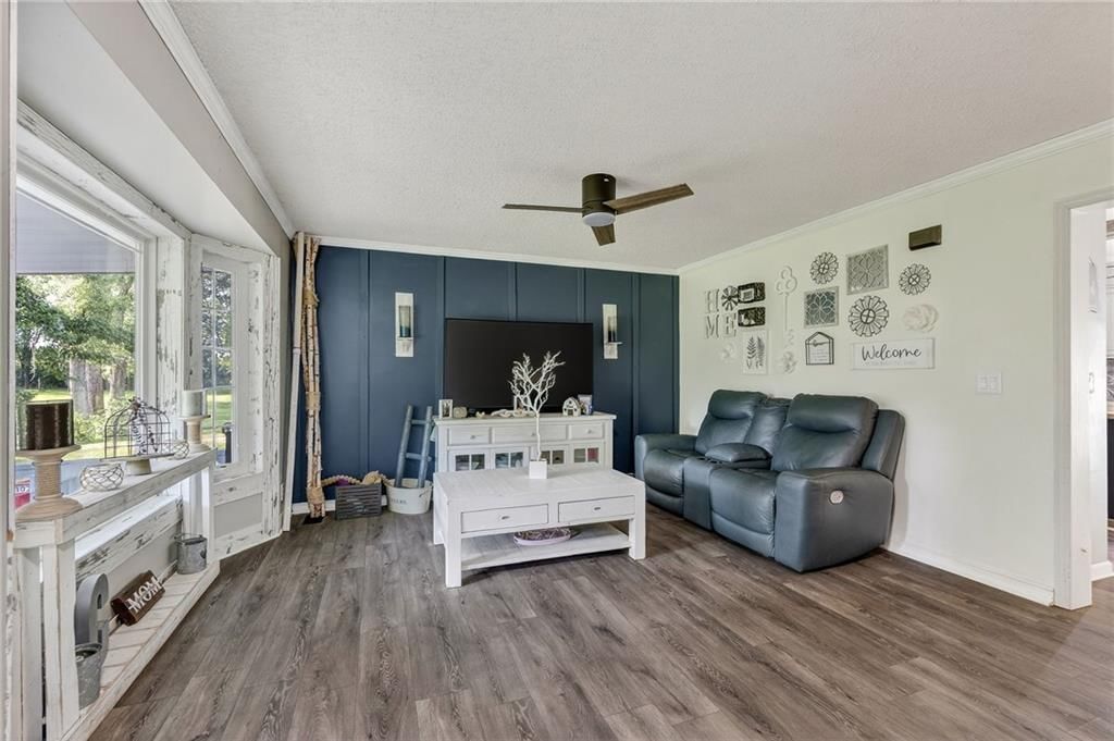 Photo 21 of 48 - 5010 N Galvin Road