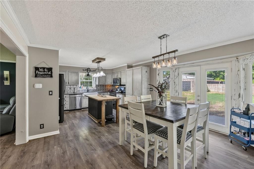 Photo 24 of 48 - 5010 N Galvin Road