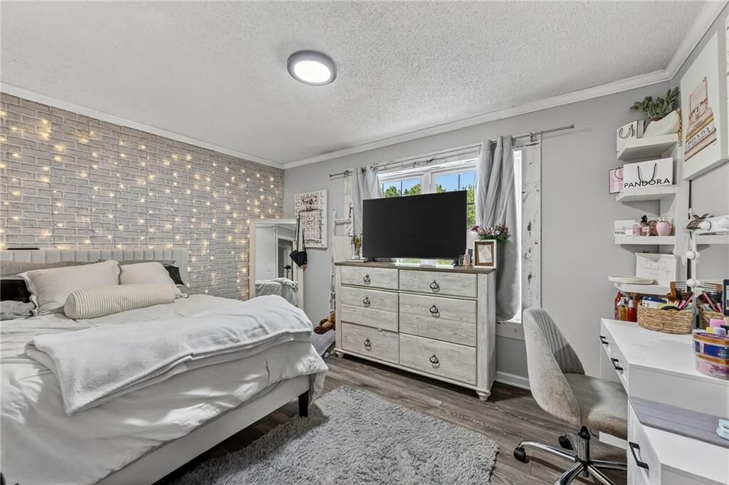 Photo 32 of 48 - 5010 N Galvin Road