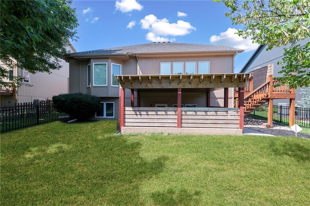 7415 Charles Street — photo 46