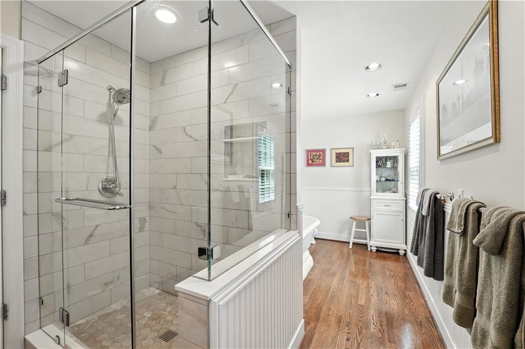 1200 W 60th Terrace — photo 16