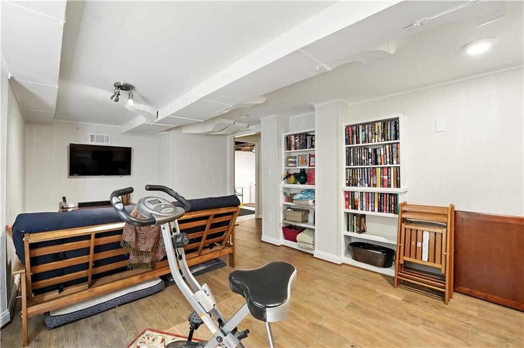 1200 W 60th Terrace — photo 29