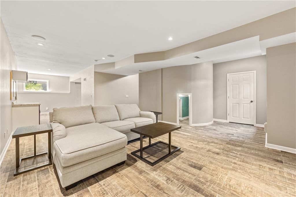 13001 W 139th Street — photo 39