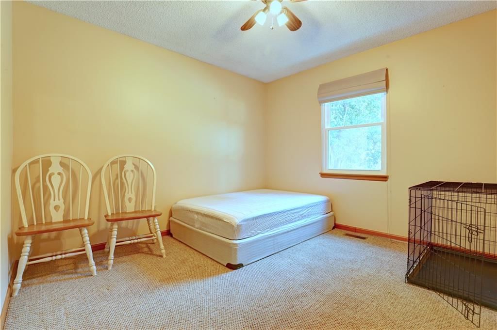 816 Stonebrook Lane — photo 32