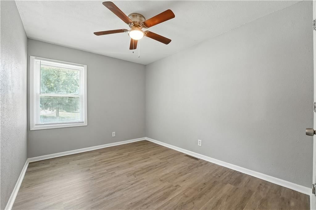 709 W 28th Street — photo 17