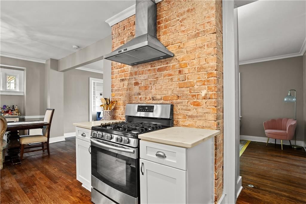 436 W 61st Terrace — photo 14
