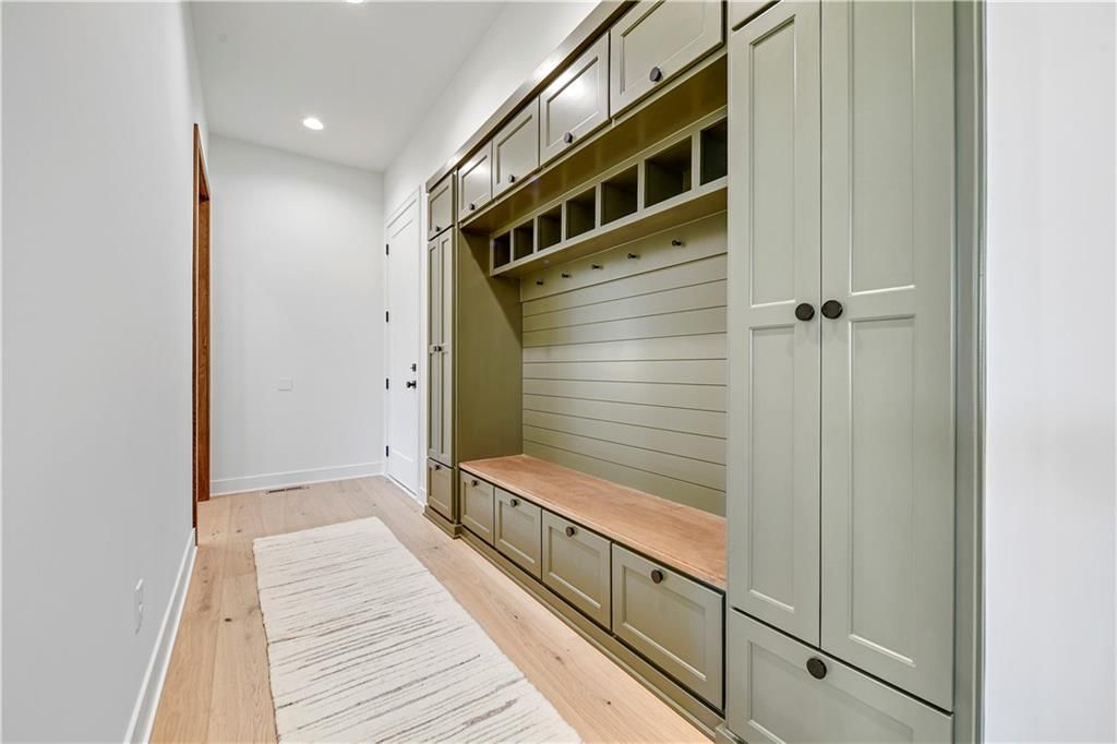 9962 Brockway Street — photo 32