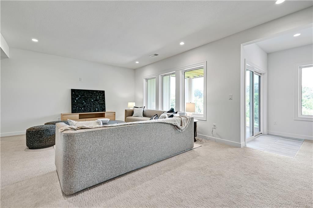 9962 Brockway Street — photo 40