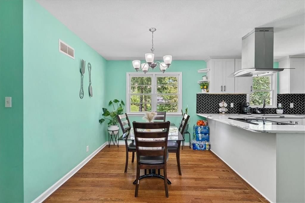 Photo 7 of 25 - 7226 Yecker Avenue