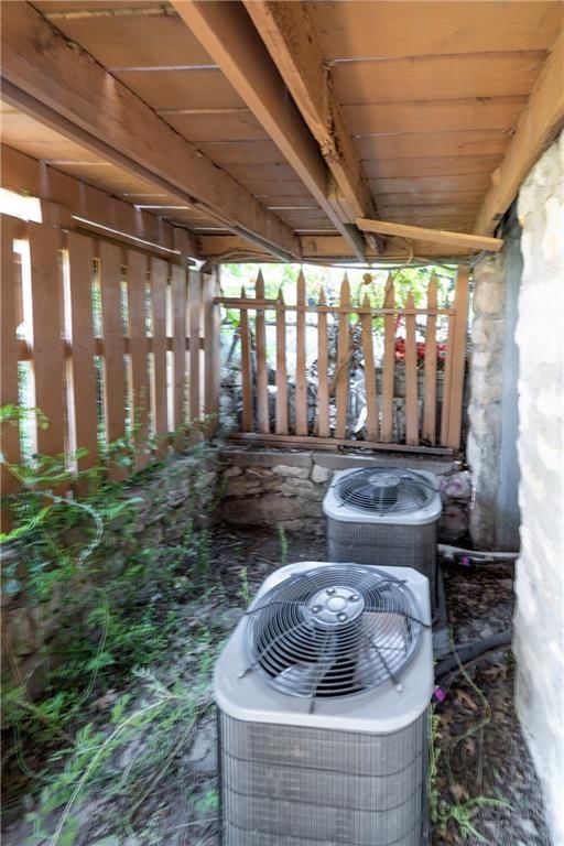 3425 Morrell Avenue — photo 25