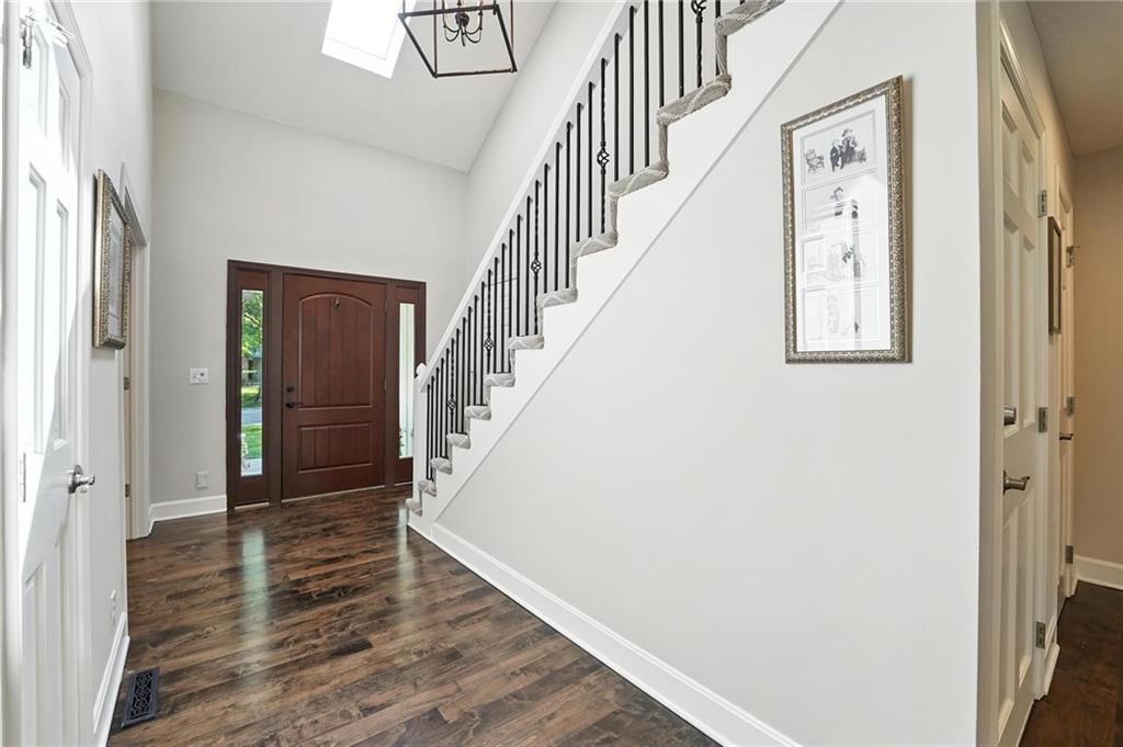 12729 Sagamore Road — photo 3