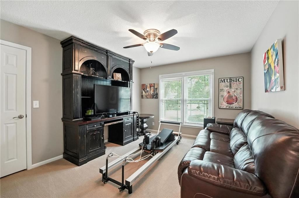 12729 Sagamore Road — photo 39