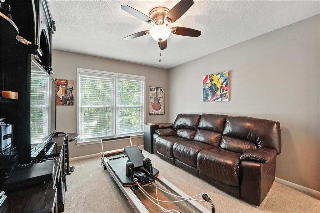 12729 Sagamore Road — photo 40