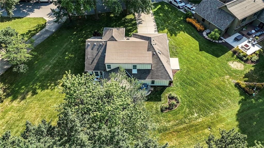 12729 Sagamore Road — photo 46