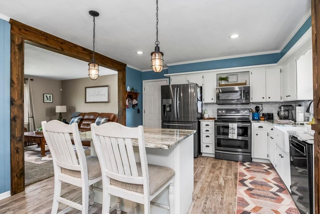 Photo 9 of 50 - 26220 S Groh Road