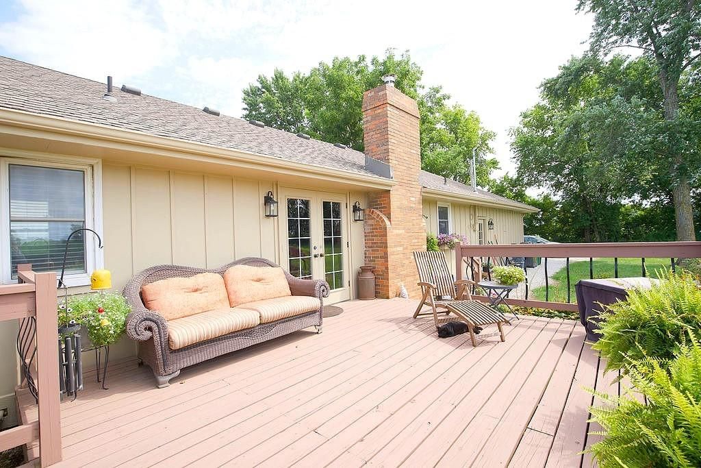 Photo 16 of 50 - 26220 S Groh Road