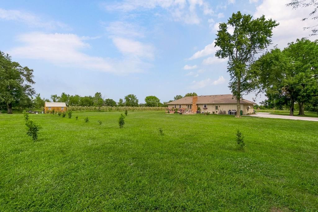 Photo 32 of 50 - 26220 S Groh Road