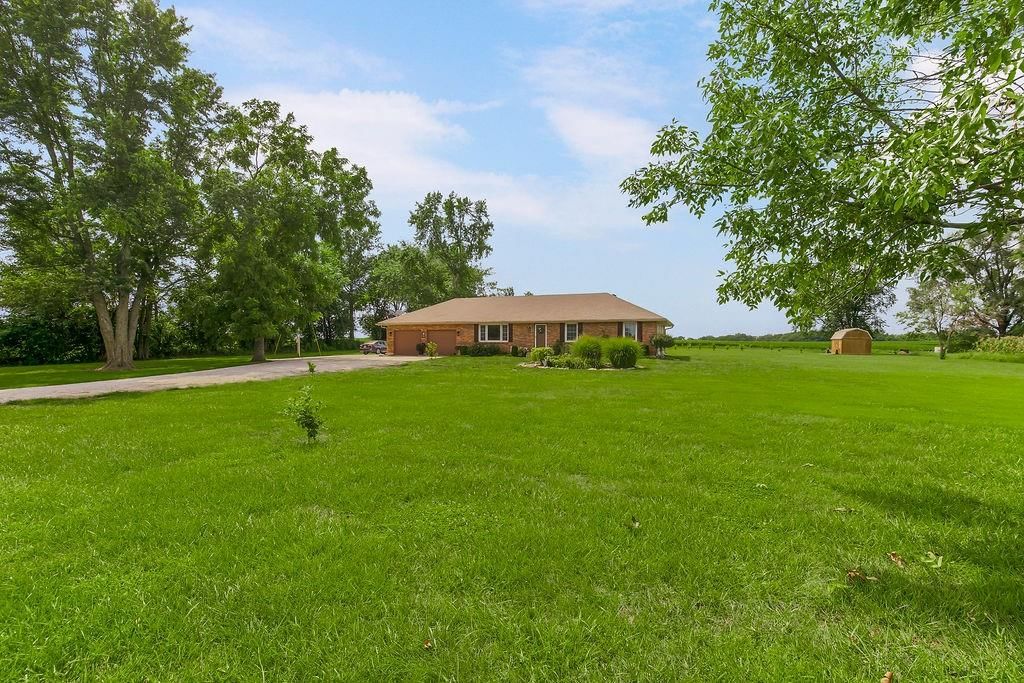 Photo 37 of 50 - 26220 S Groh Road