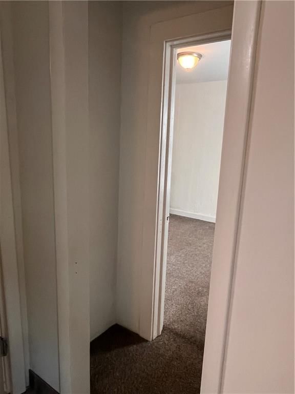 Photo 8 of 11 - 209 S Washington Street