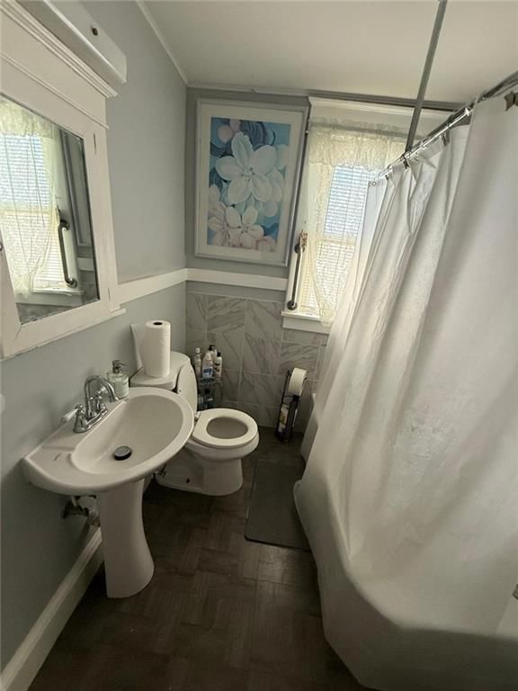 4925 Walrond Avenue — photo 13