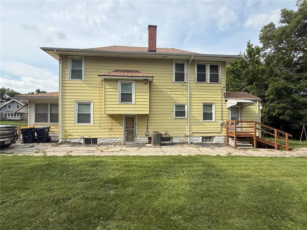 4925 Walrond Avenue — photo 19