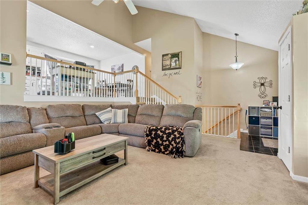Photo 11 of 37 - 6405 N Fisk Court